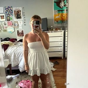 Strapless beginning boutique dress